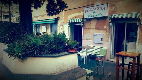 Focaccia in Piazzetta